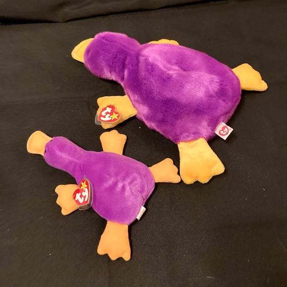 Ty Patti buddy and beanie set. - Picture 2 of 10